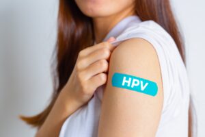 Considerada a infecção sexual mais comum do mundo, a manifestação do HPV pode ser silenciosa e oferecer risco de câncer