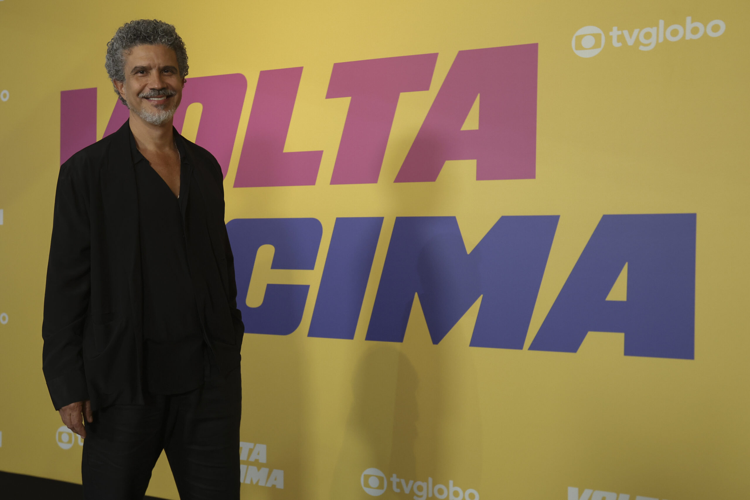 Diretor artístico de Volta por cima comemora sucesso da trama