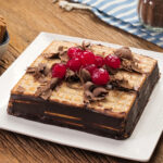 Receita de Torta Gelada de Biscoito Cristal com Chocolate