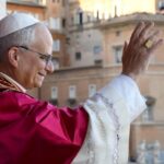 O novo papa é norte-americano e especialista em direito canônico (Foto: Reprodução/Vaticano News)