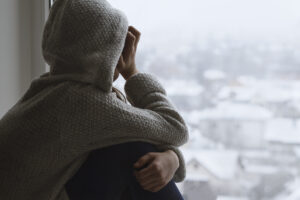 Conheça a depressão sazonal, doença dos meses mais frios do ano