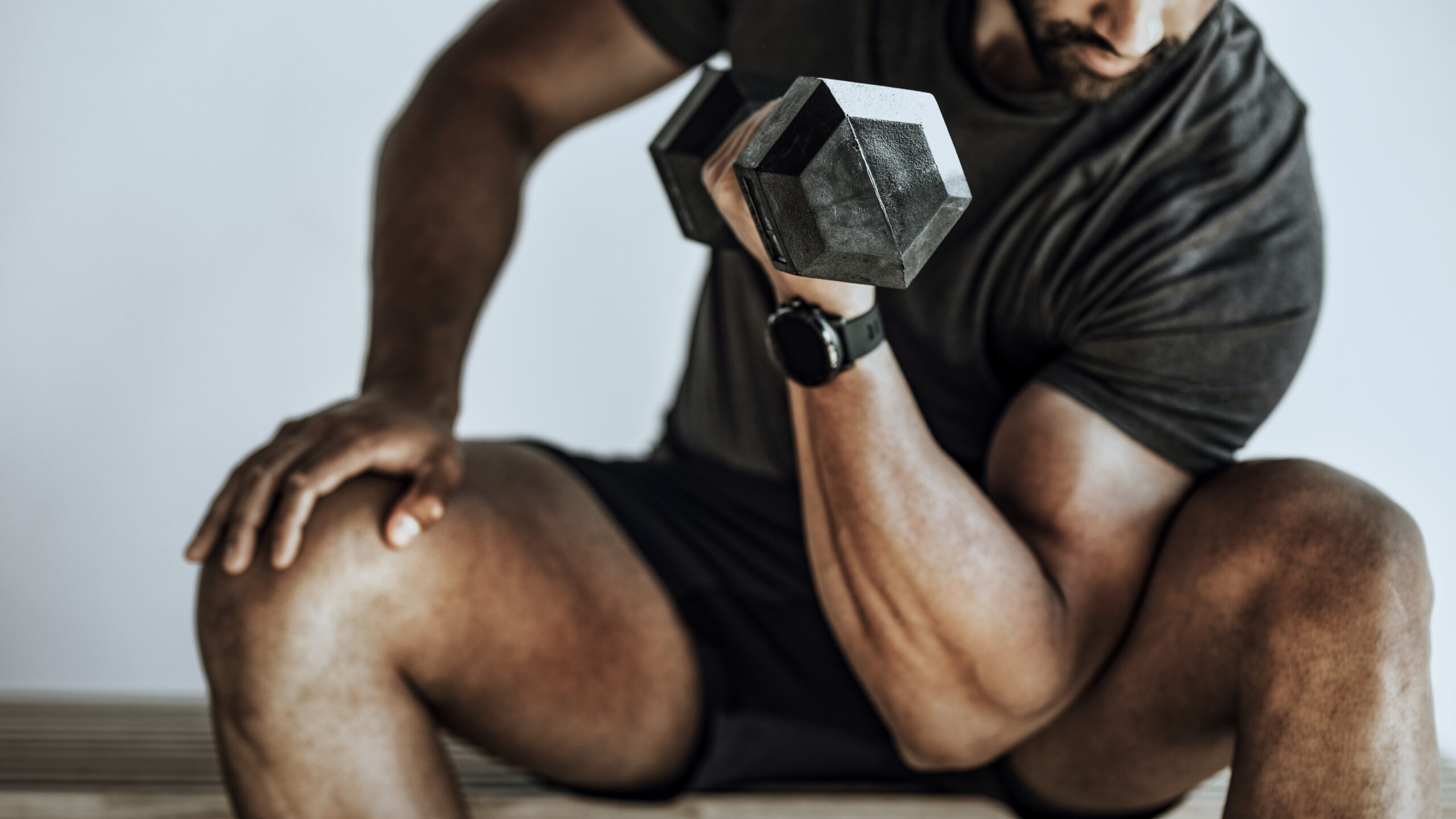 Hipertrofia muscular: carga, volume ou frequência, qual o melhor?