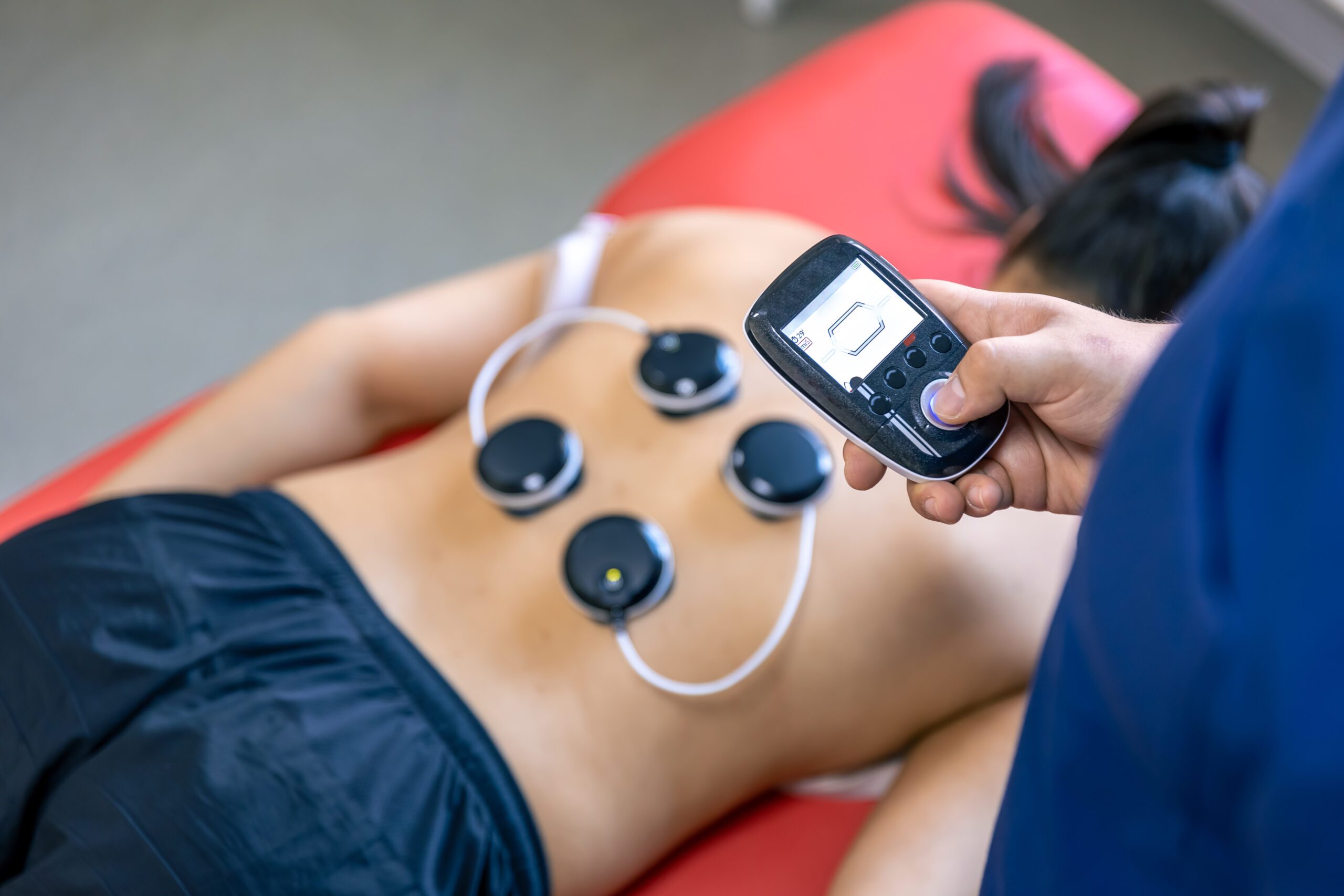 Treino com EMS fortalece músculos com baixo impacto articular