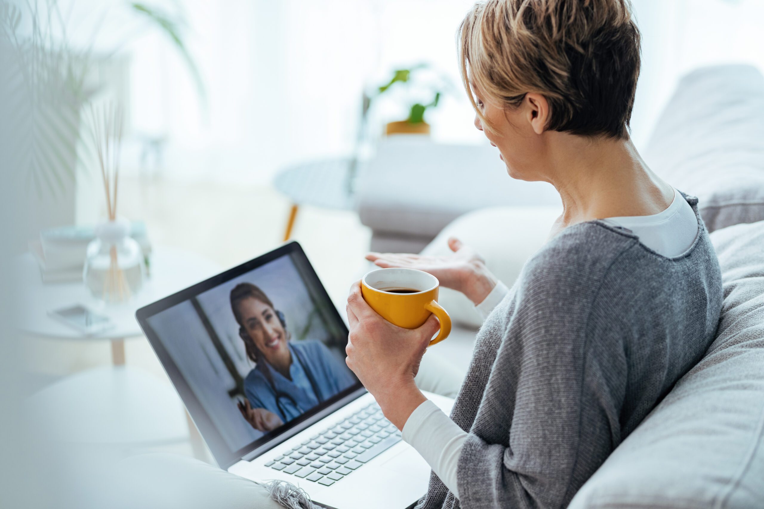 Atendimento psicológico online amplia acesso à terapia