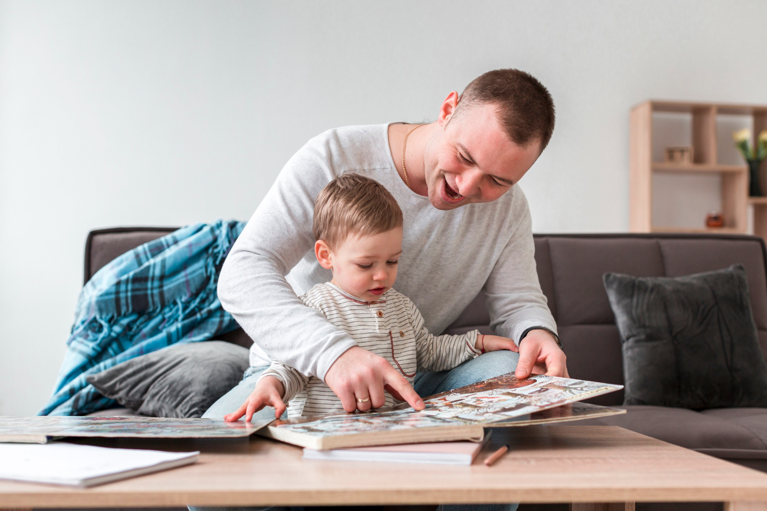 Por que poucos homens escrevem sobre filhos? Especialista explica
