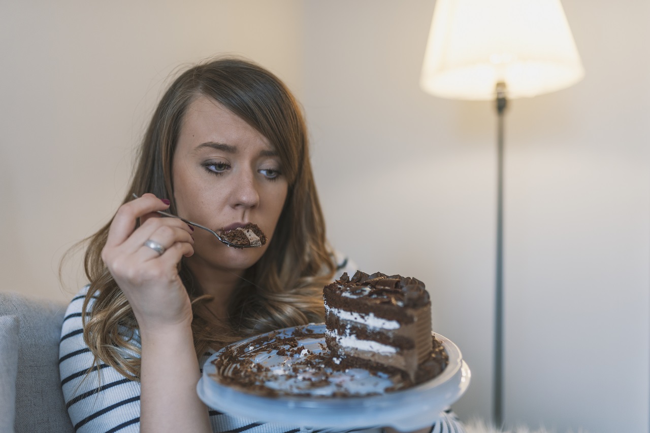 Fome emocional? 4 dicas para vencer o desejo de comer!