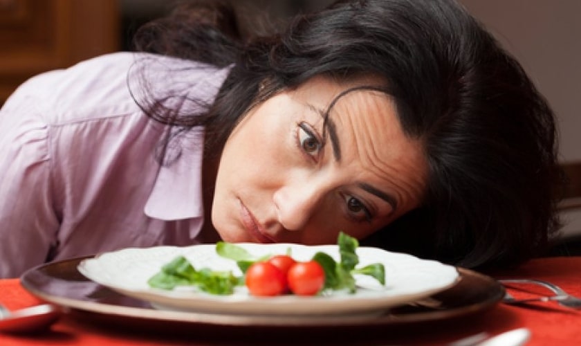 Dietas restritivas: riscos do emagrecimento rápido antes do verão