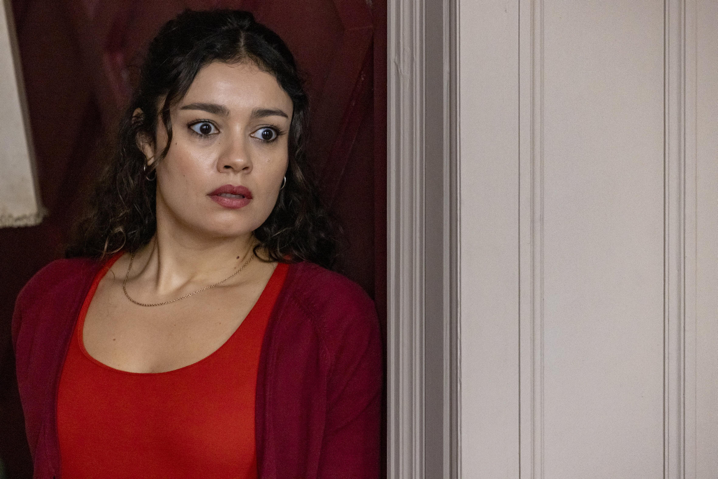 Três Graças: pai de Joélly volta e quer o perdão de Gerluce