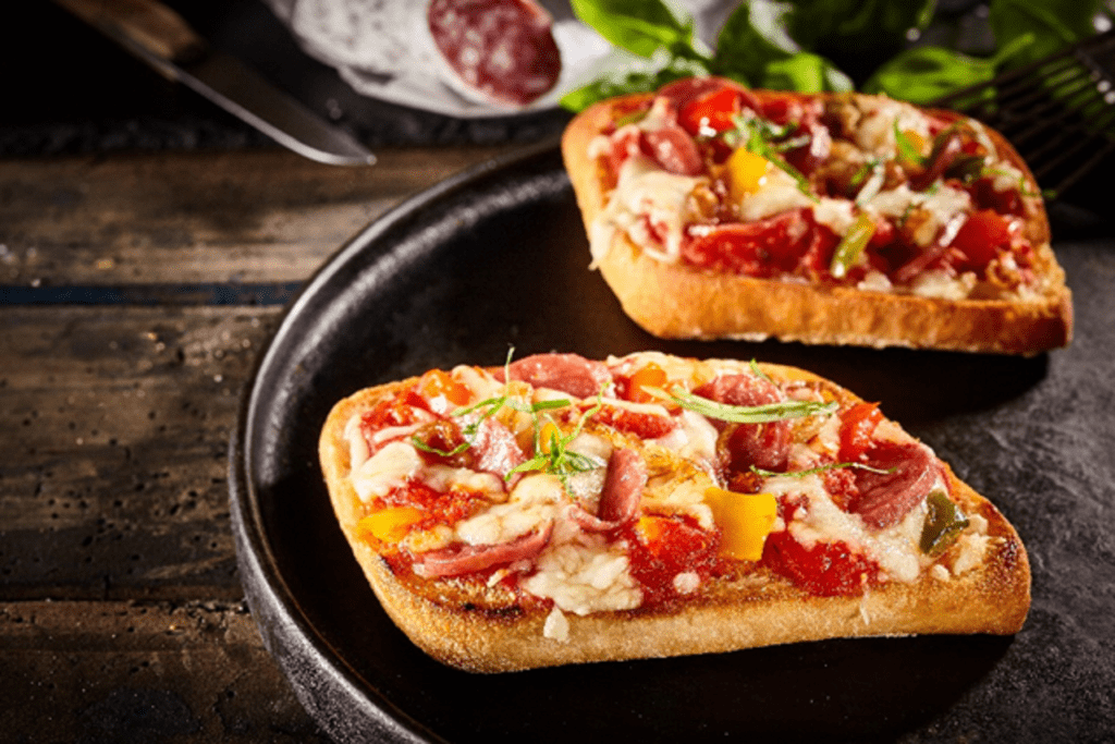 Receita prática de pizza de pão de forma de frigideira