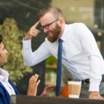 Profissionais tímidos ainda enfrentam desafios nas empresas