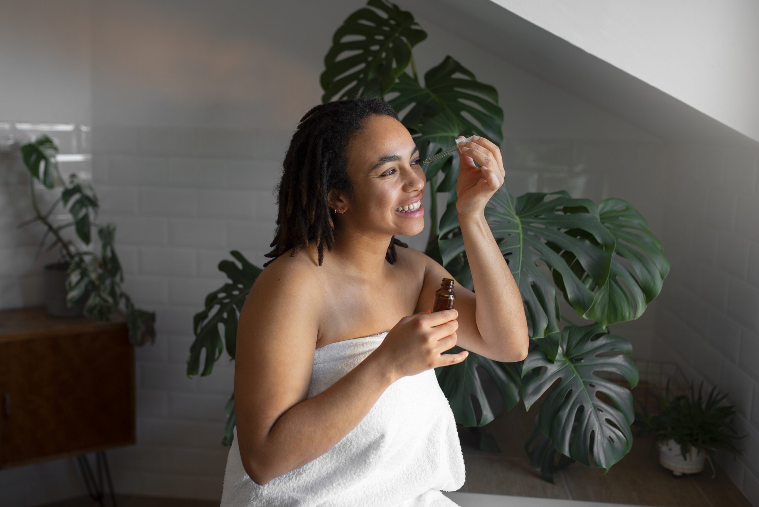 O retorno do óleo de rosa mosqueta na rotina de skincare