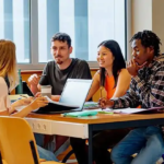 Além do inglês: interesse no idioma coreano cresce entre brasileiros