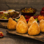 Receita de coxinha sem glúten, mais saudável e muito saborosa - Foto: Magnific