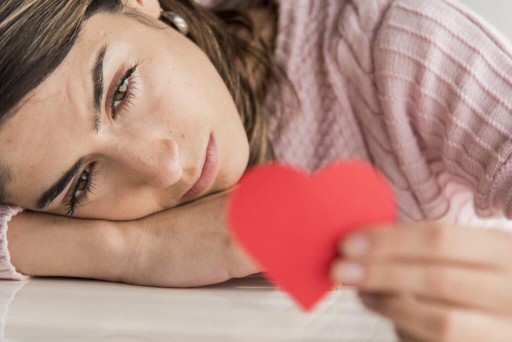 Dor de amor: como ela atrapalha sua rotina em segredo