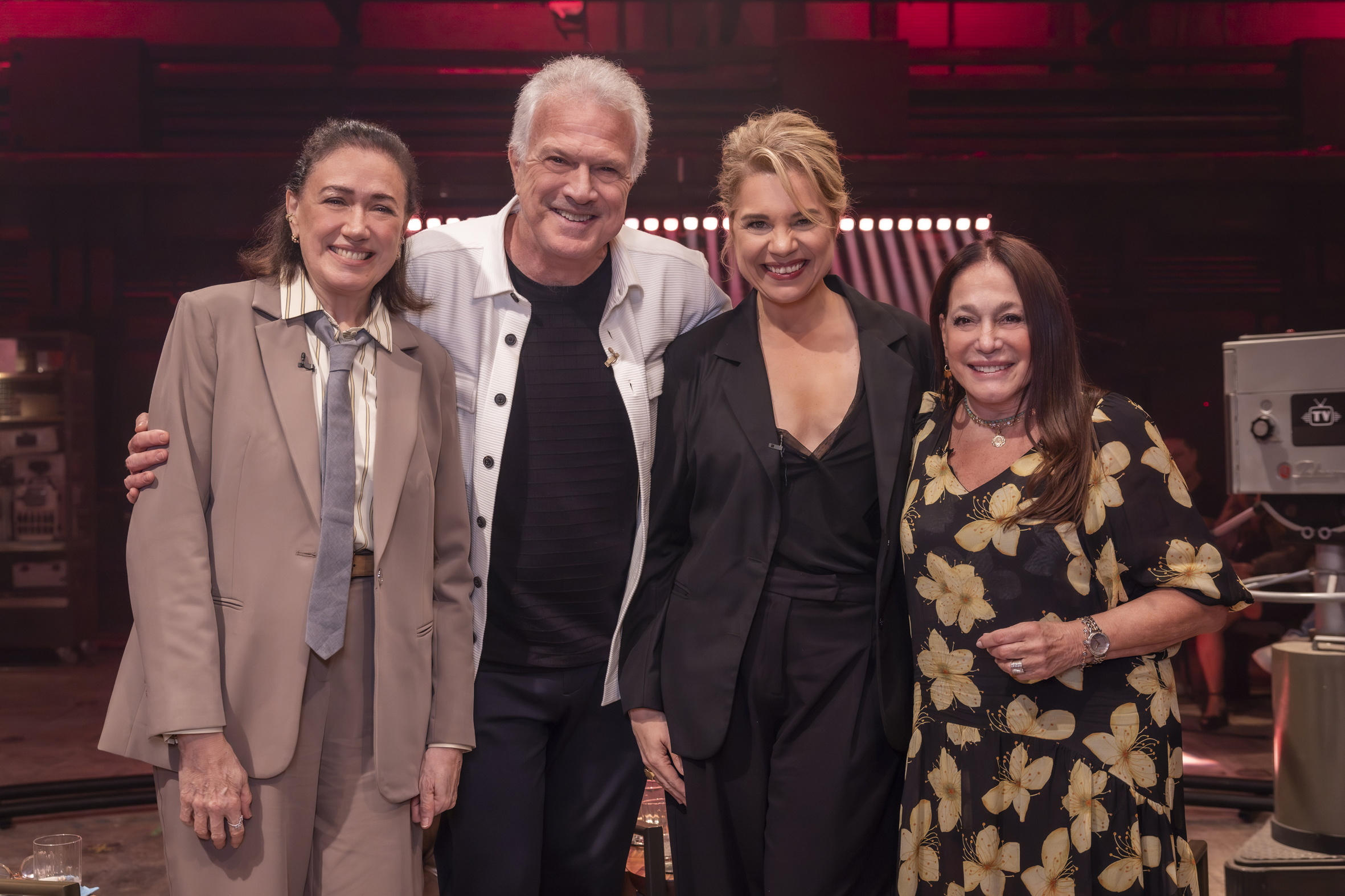 No Conversa com Bial, atrizes relembram grandes vilãs da TV