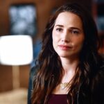 Quem Ama Cuida: Adriana encontra anel com segredo e fica rica