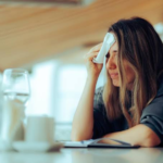Perimenopausa ou ansiedade? Como diferenciar os sintomas