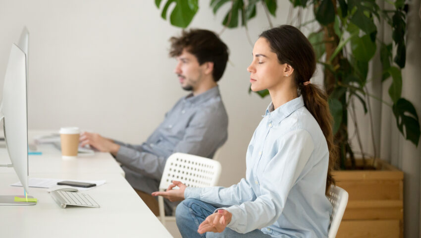Respiração consciente nas empresas: menos estresse, mais produtividade