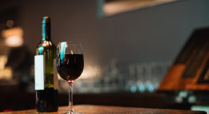 Guia de vinhos até R$ 90: rótulos excelentes sem gastar muito